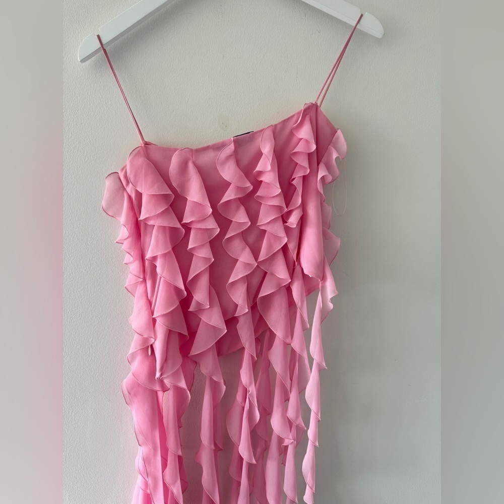 MACH & MACH Asymmetrical Ruffle Pink Top 4 - Picture 7 of 9